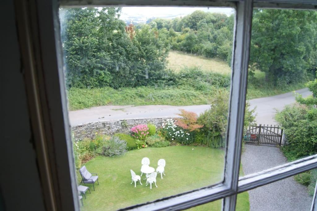 Top Floor At Cantref House Brecon Luaran gambar